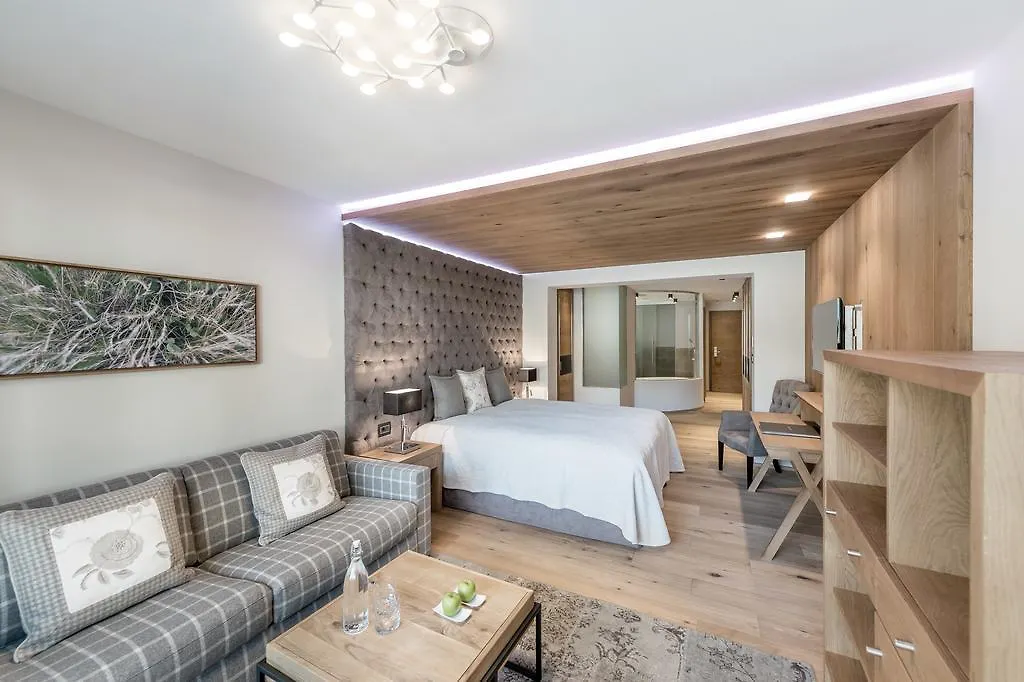 ***** Отель Das Central - Alpine . Luxury . Life Зёльден Австрия