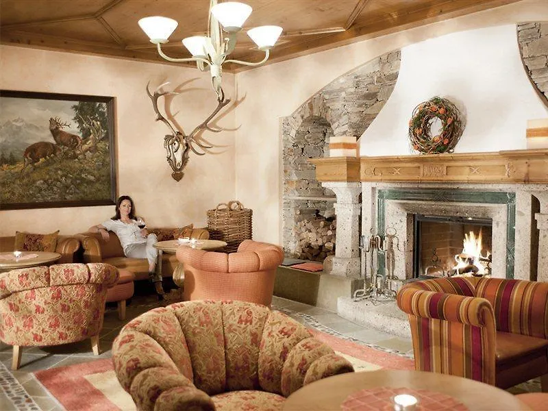 ***** Hotel Das Central - Alpine . Luxury . Life Austria