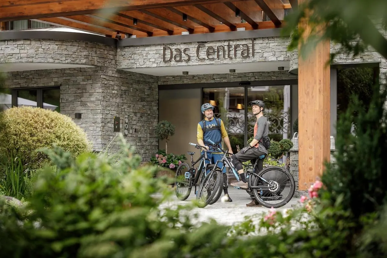 Hotel Das Central - Alpine . Luxury . Life Sölden