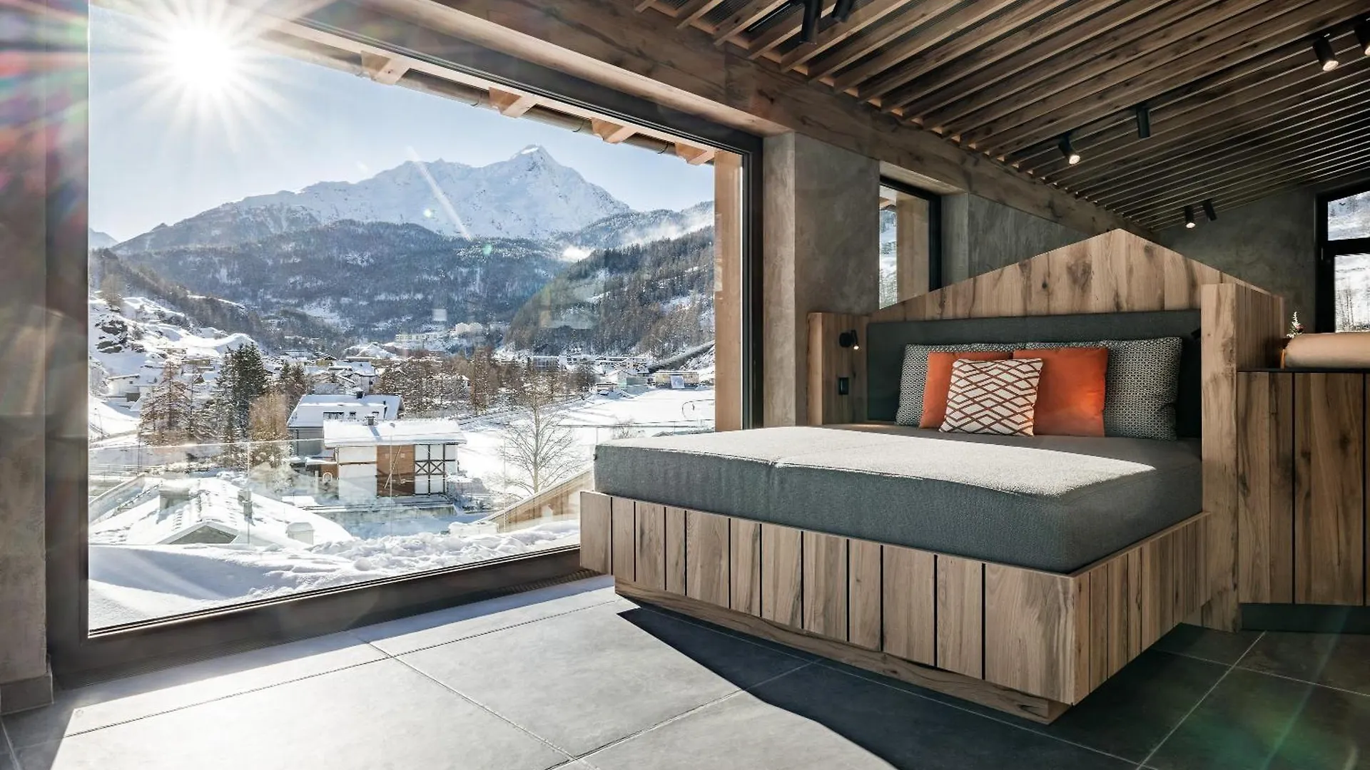 Hotel Das Central - Alpine . Luxury . Life Sölden